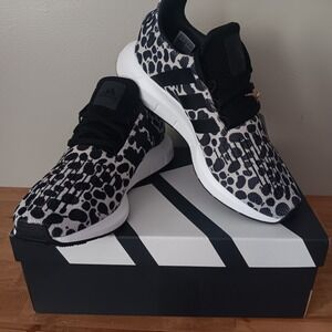 Adidas Swift Run 1.0 Shoes Womens 9.5 Black White Leopard NWB JR0634 Athletic